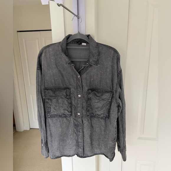 Oversized Button Down Shirt - Picture 4 of 5